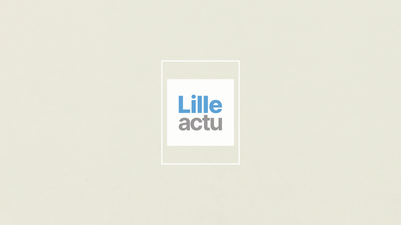 Aplat de couleur beige, logo Lille Actu