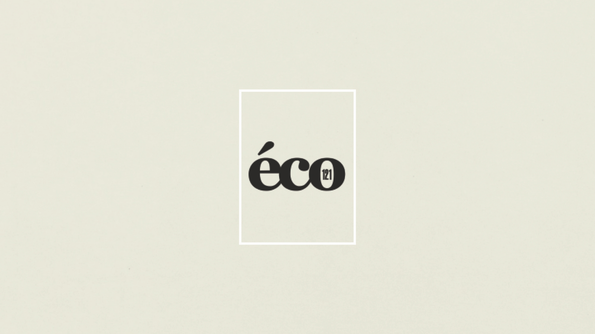 Logo ECO 121, sur aplat de couleur beige.